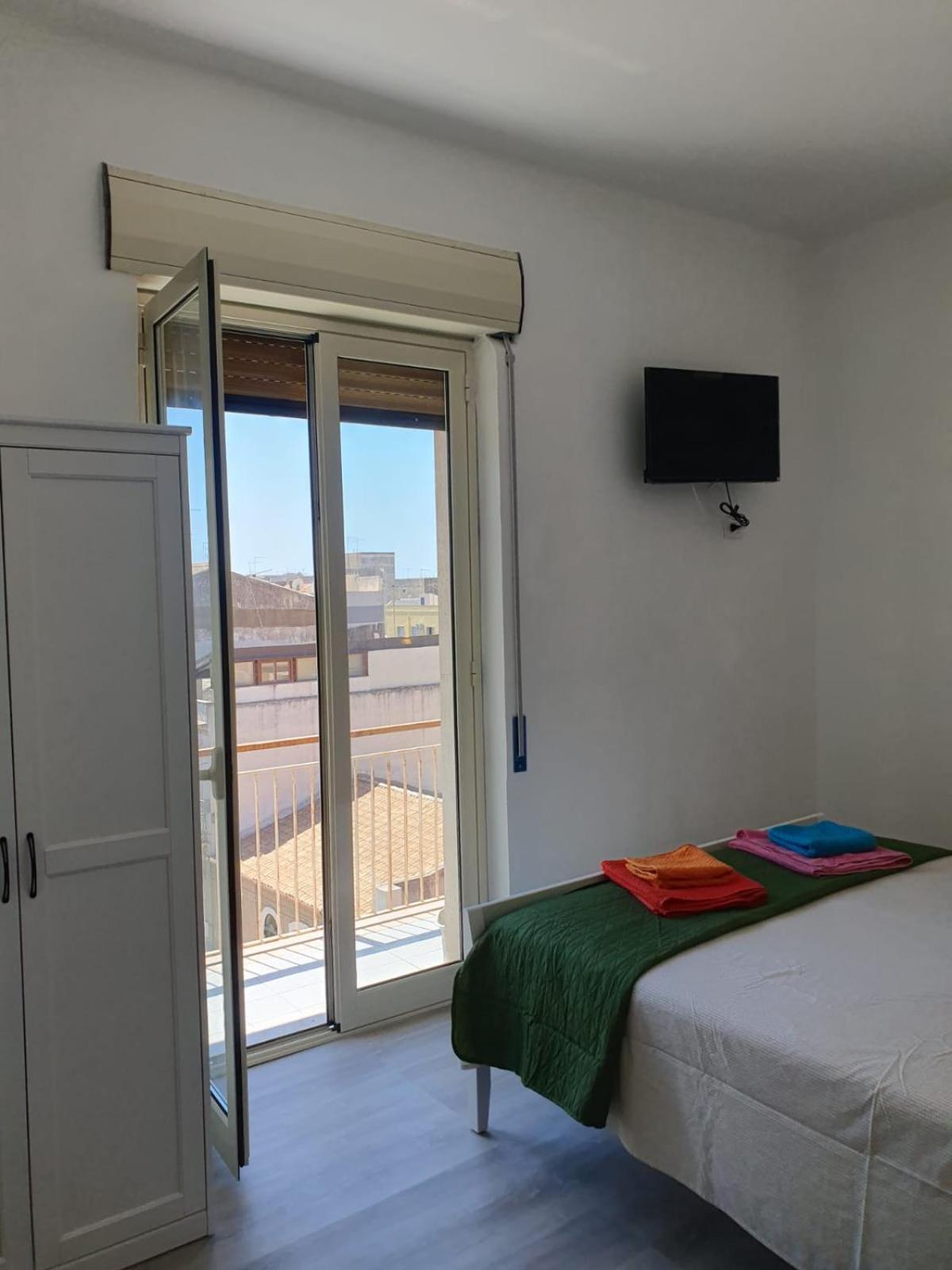 Sweet Home Di Nati Syracuse Bagian luar foto