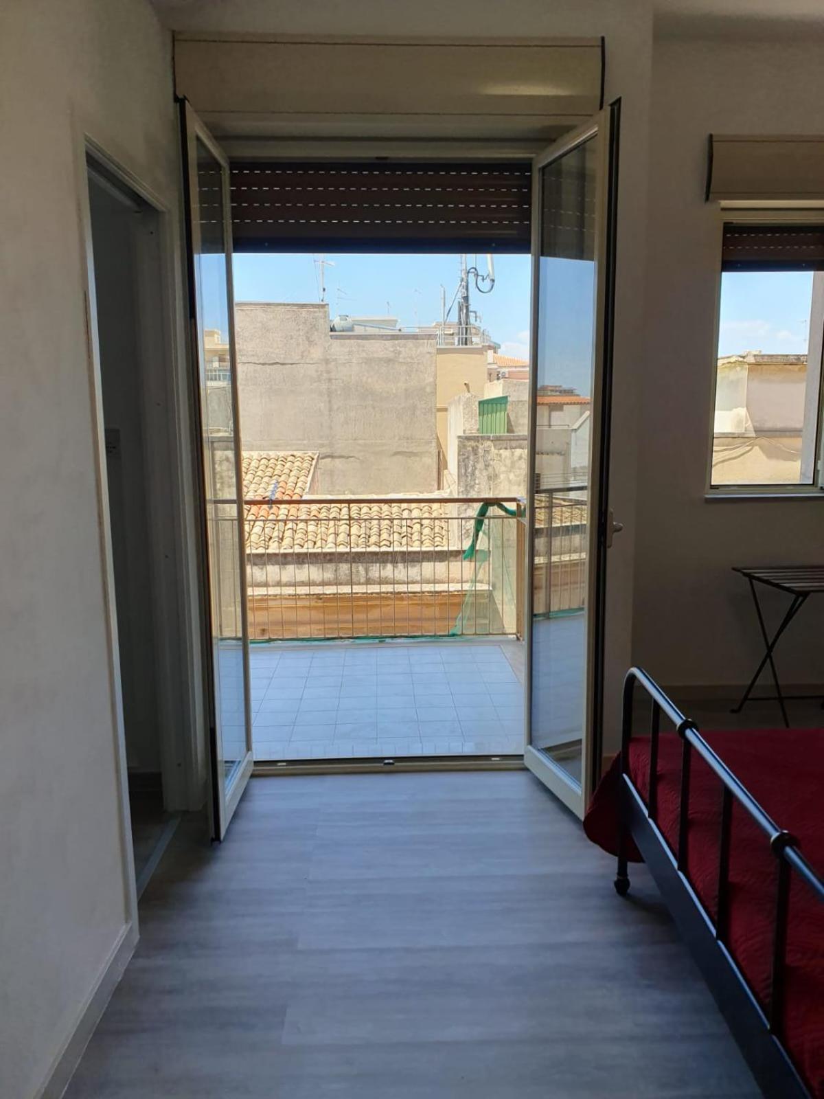 Sweet Home Di Nati Syracuse Bagian luar foto